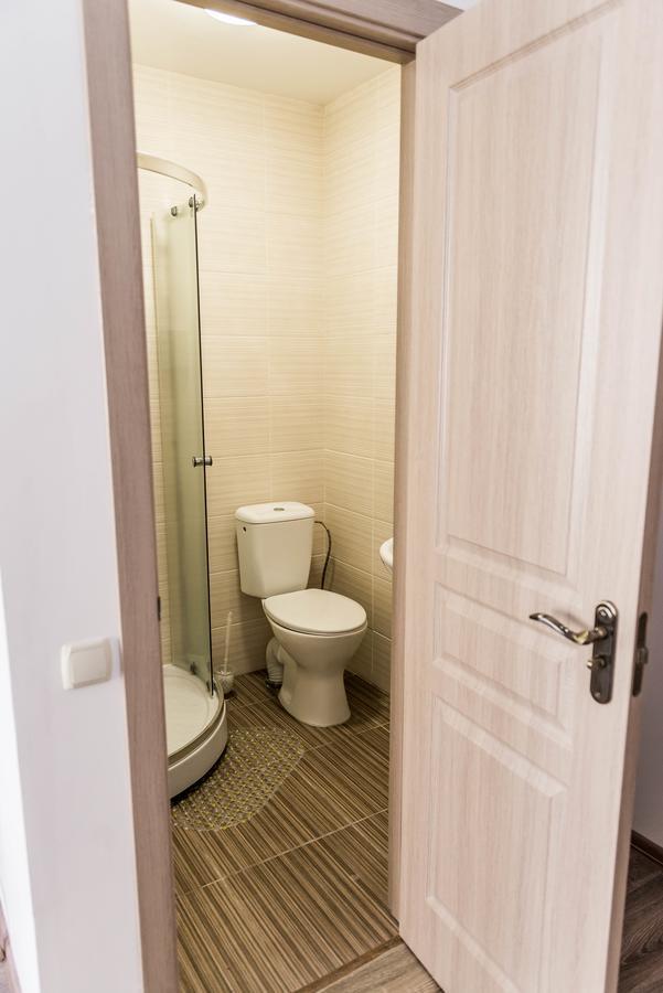 Mini Hotel Freedom Mercurius 리비프 외부 사진