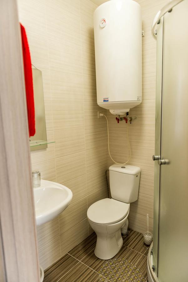 Mini Hotel Freedom Mercurius 리비프 외부 사진