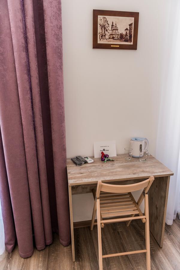 Mini Hotel Freedom Mercurius 리비프 외부 사진
